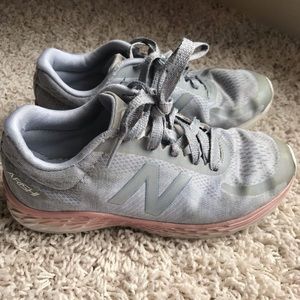 New Balance Girls youth size 3 Running shoes